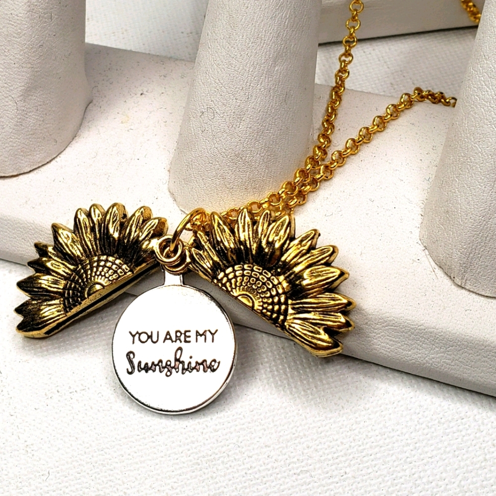 New Secret You Are My Sunshine Sunflower Necklace